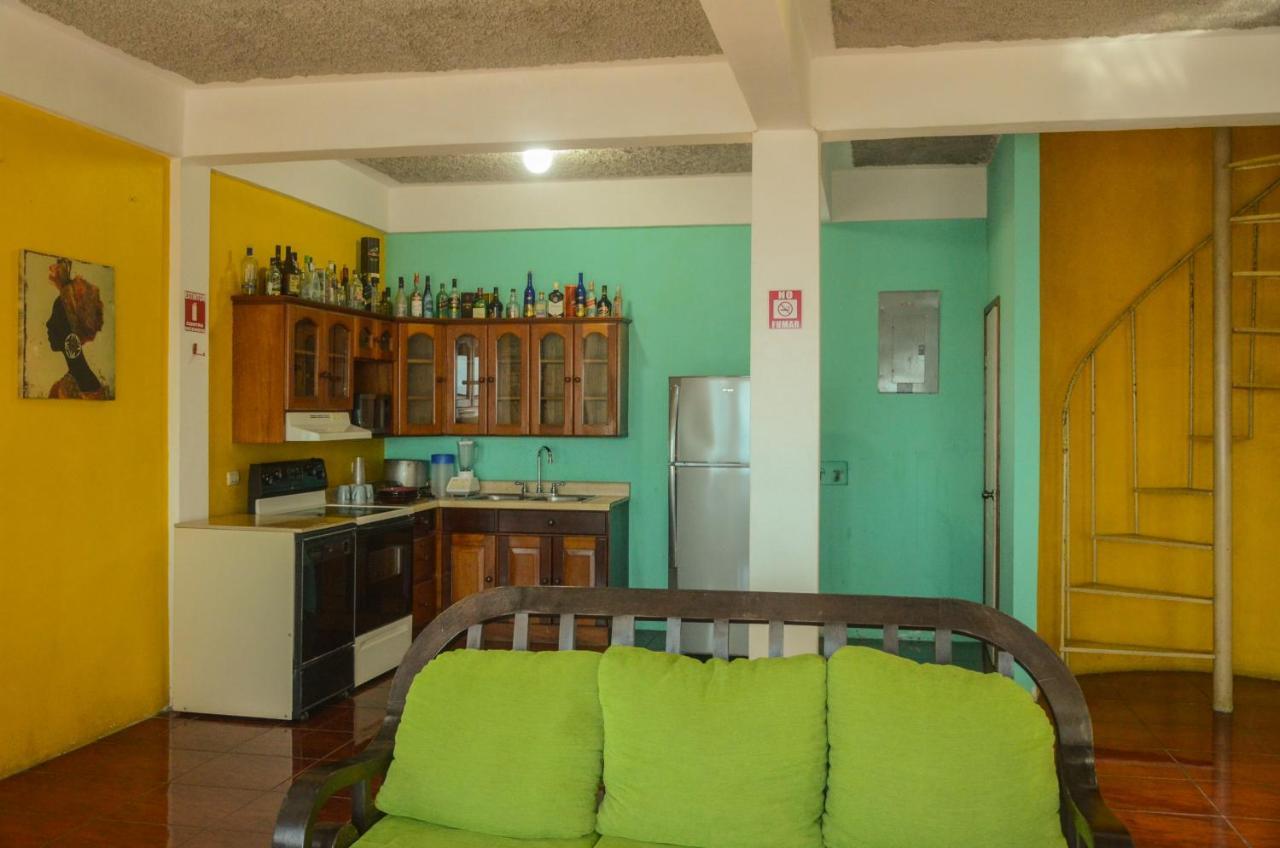 Chalet Castillo El Estor Buitenkant foto